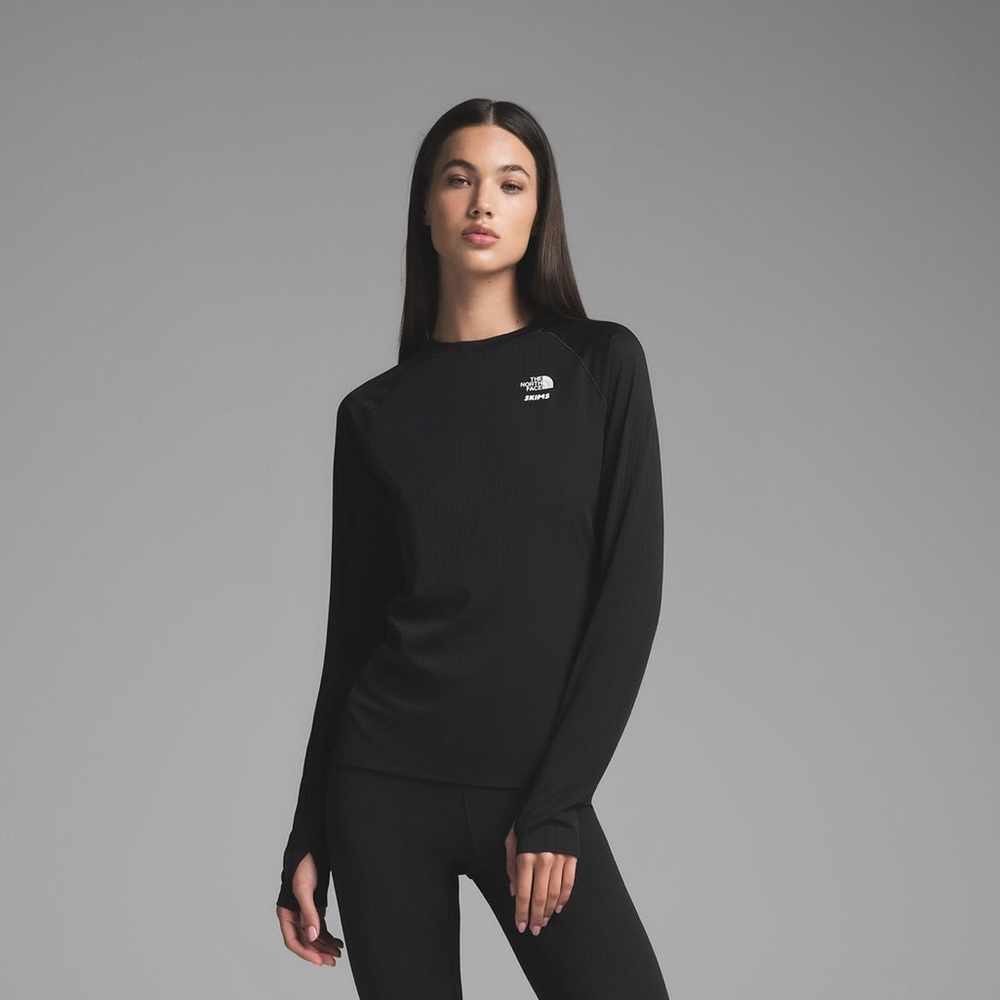 Skims x the north face dotknit long sleeve top onyx size L